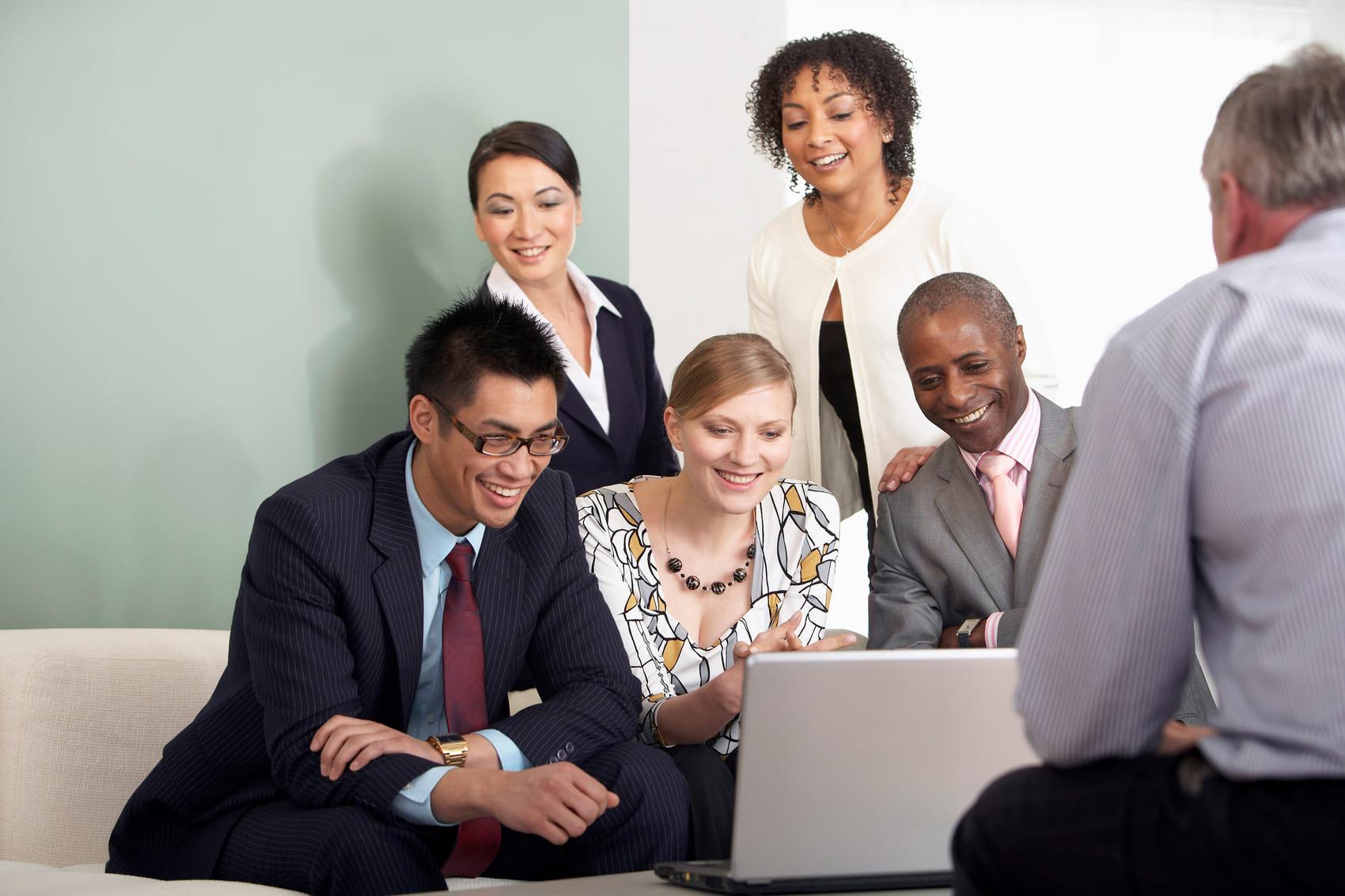 TakumiWorks: 成長機会の発見と実現